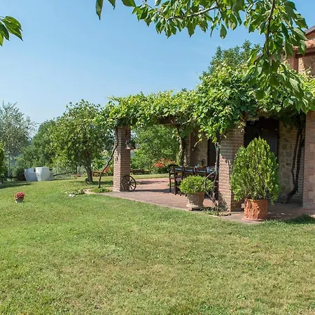 Pratoline 8, Emma Villa Todi