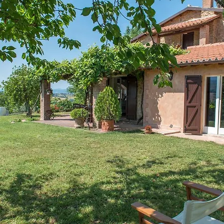 Pratoline 8, Emma Villa Todi